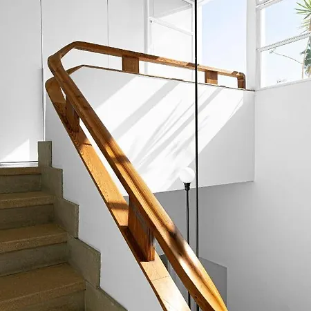 Luxury Modernist Design Townhouse With Garden Holiday home